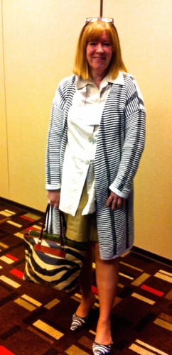 I love the mix of prints here on CC, and I want those shoes.