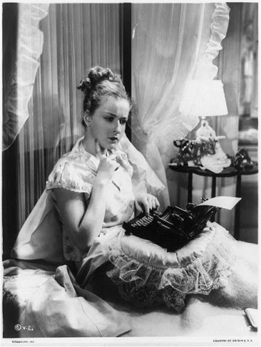 typing-woman-in-bed-with-a-typewriter-painting-artwork-print